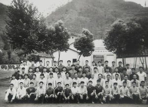 夜读党史214丨走进浙江省磐安中学 从抗战硝烟中走出的 深山明珠