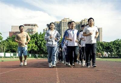 齐赴千里外的四川仪陇支教 磐安这对教师夫妻了不起
