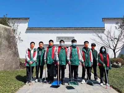 磐安县顺风高中开展”学雷锋主题月”活动