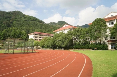 磐安中学:润物无声但有痕